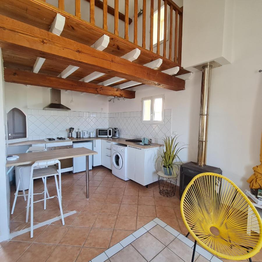 Le Gite De La Badassiere Apartman Forcalquier Kültér fotó